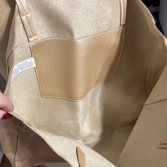 Old Navy Metallic Gold Tote Bag - Picture 3 of 4